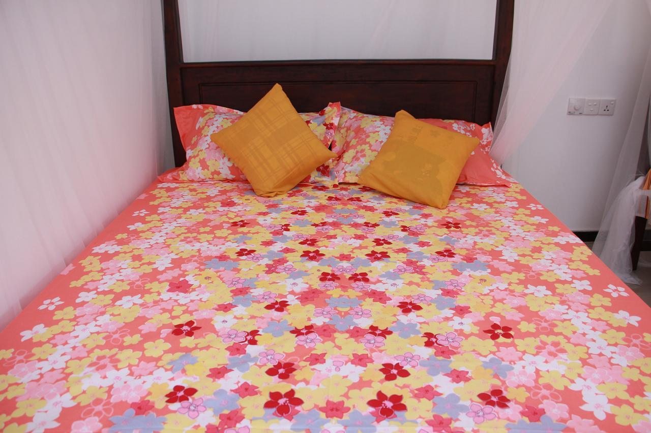 Mirissa White Plaza Otel Dış mekan fotoğraf