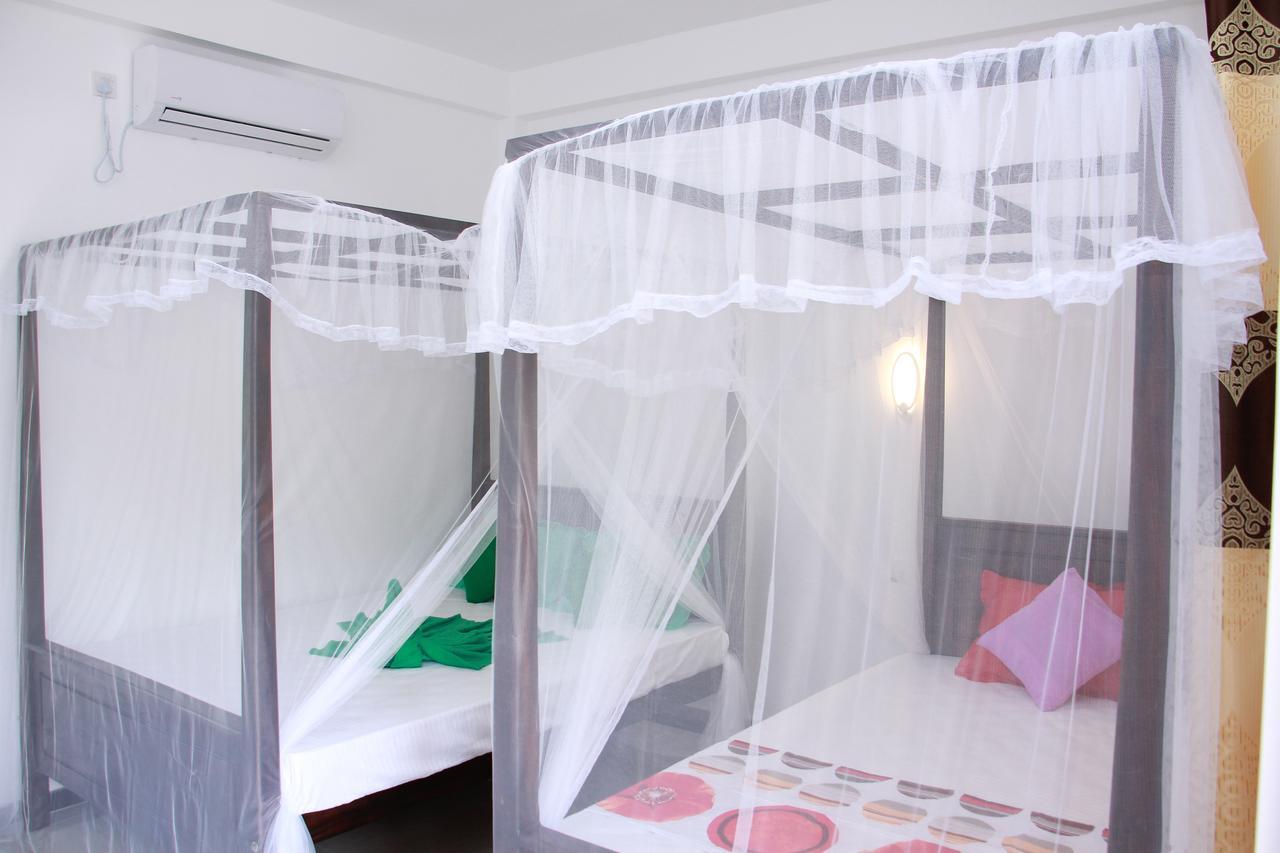 Mirissa White Plaza Otel Dış mekan fotoğraf