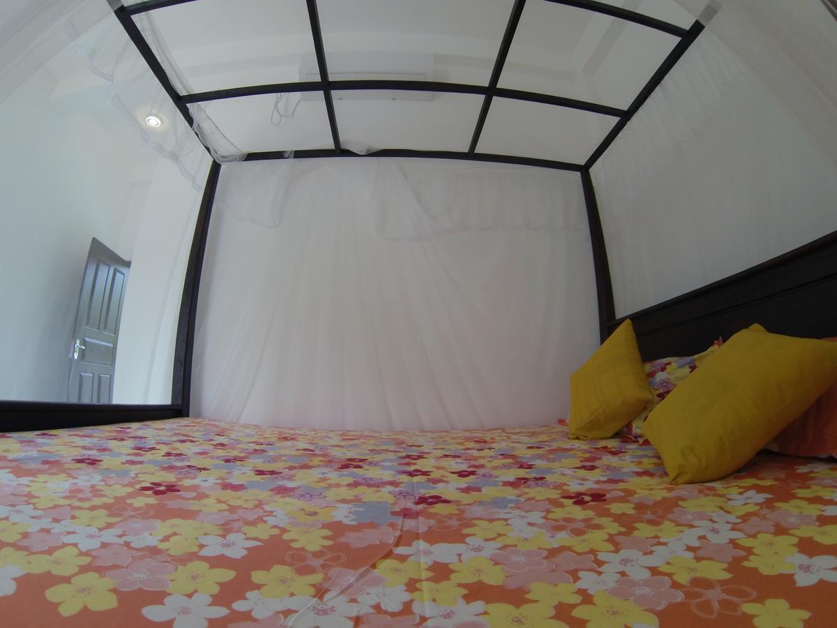 Mirissa White Plaza Otel Dış mekan fotoğraf