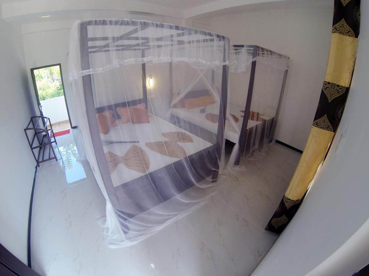 Mirissa White Plaza Otel Dış mekan fotoğraf