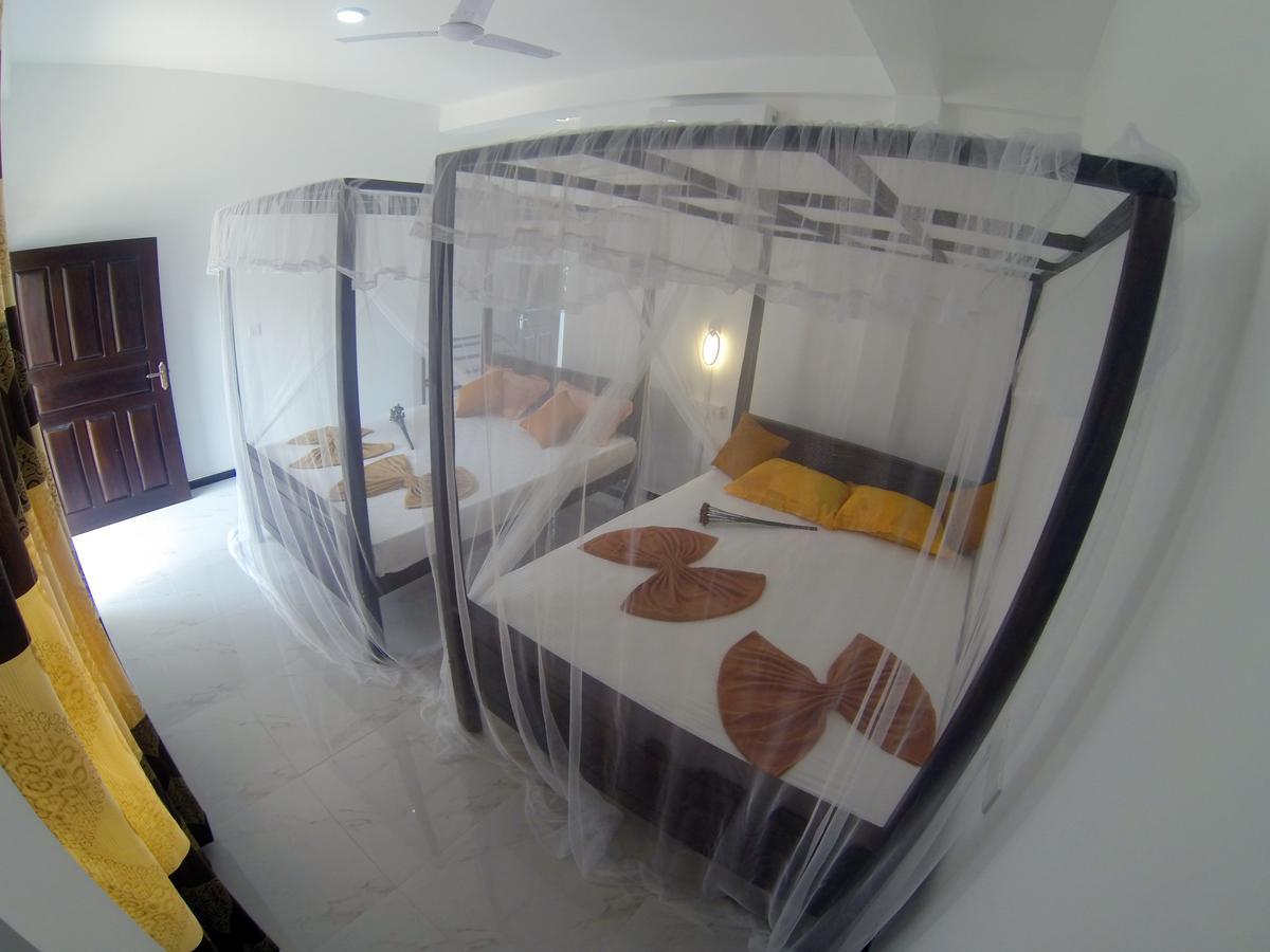 Mirissa White Plaza Otel Dış mekan fotoğraf